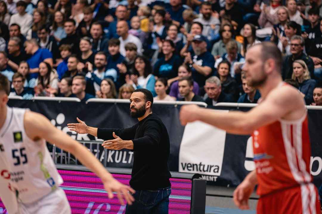 ProB: Nach starker erster Halbzeit: Gegen Coburg geht die Puste aus